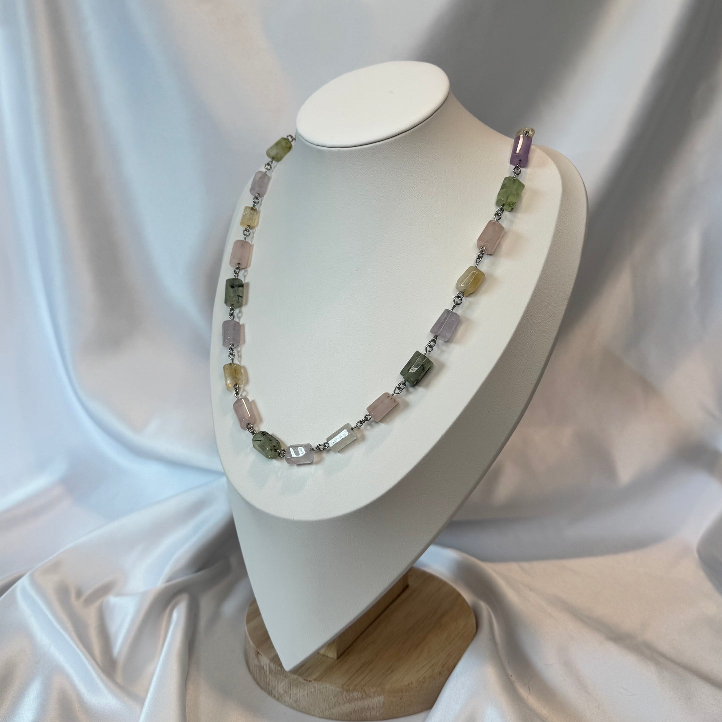 Soft and Beautiful Crystal Combination Necklace