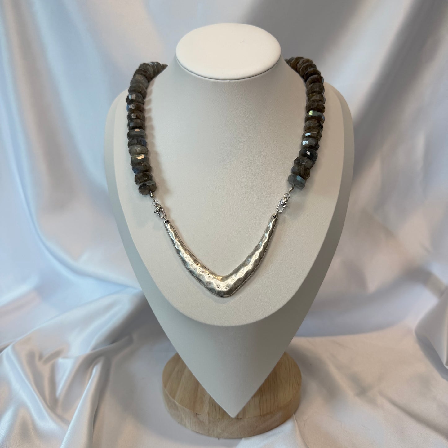 Chunky Labradorite Necklace with a Striking Swooping V