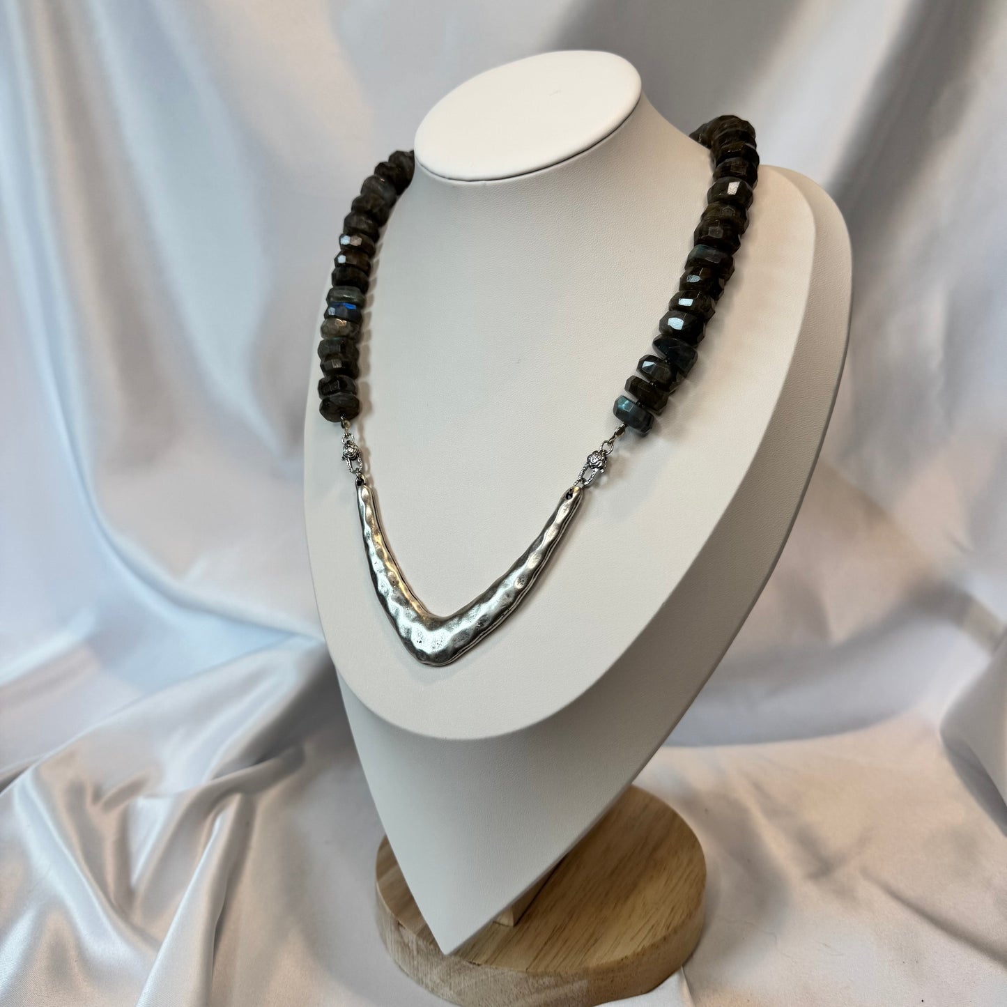 Chunky Labradorite Necklace with a Striking Swooping V